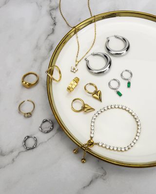 Predstavujeme vám šperky, ktoré si zamilovali stovky zákazníkov. ❤️ Kvalitná chirurgická oceľ, nadčasový dizajn a dokonalé...